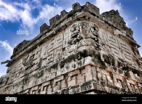  Le soulèvement Maya de la péninsule du Yucatán : un défi politique et religieux contre l’empire Toltec